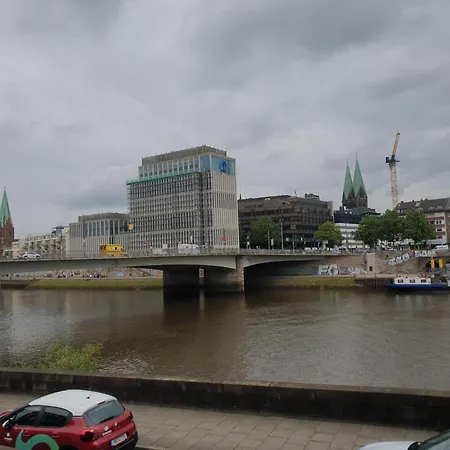 Final Destination Fly Away Apartment Bremen