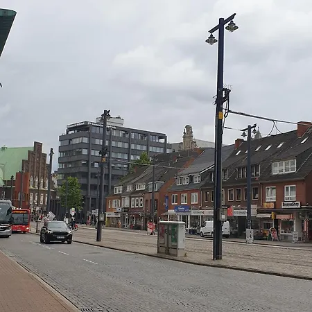 Final Destination Fly Away Apartment *