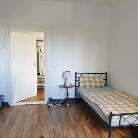 Final Destination Fly Away Apartment *