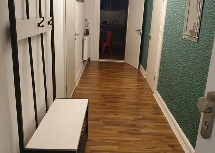 Apartment Final Destination Fly Away *